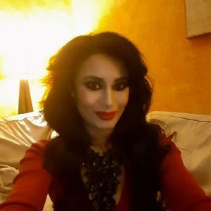 Meet your Posher, Nairy